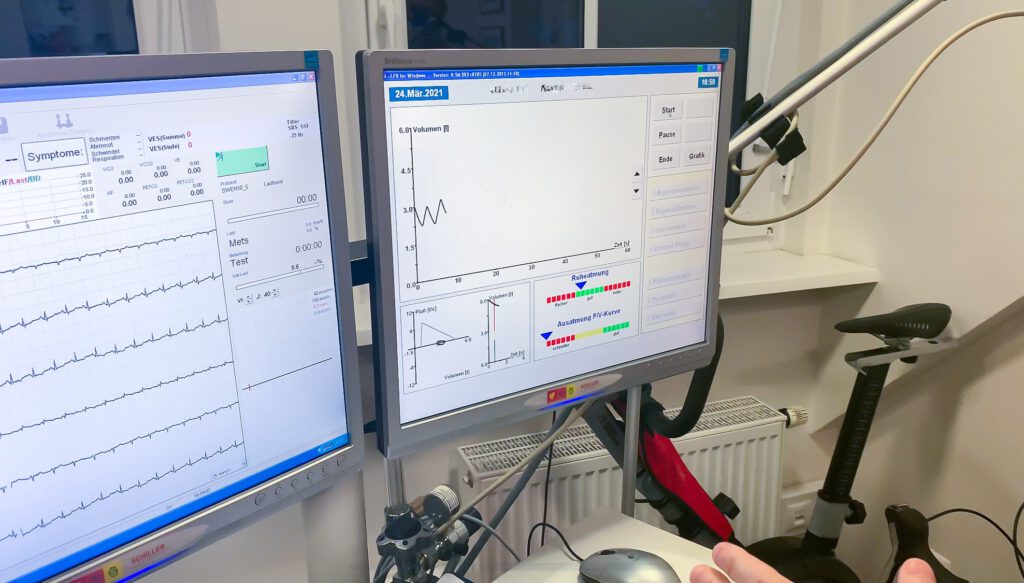 Leistungsdiagnostik Spiroergometrie Kontrolle Luft Stoffwechel Leistung Verbesserung Test Einatmen ausatmen monitor